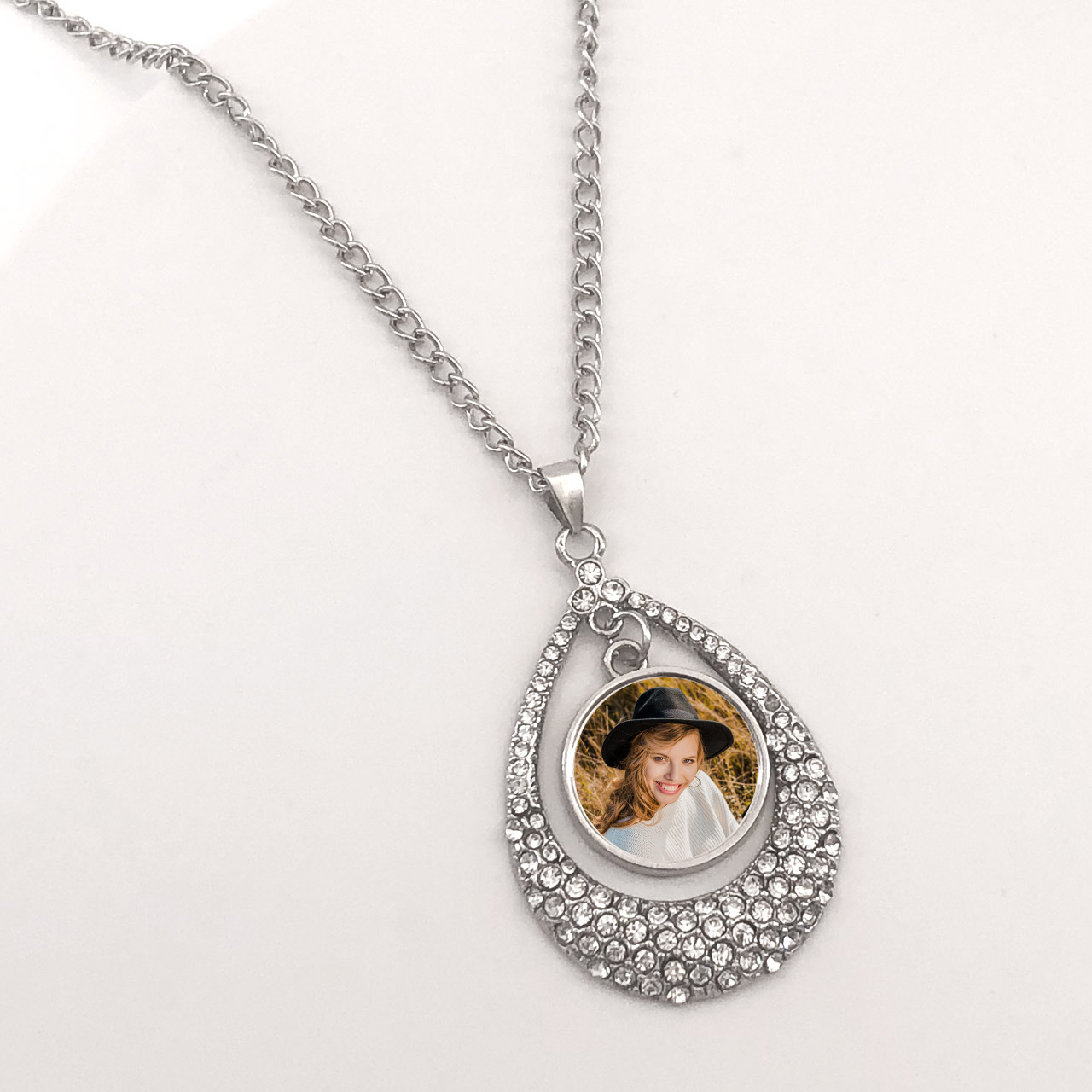 Hip Hop Jewelry Custom Necklace with Picture Personalized Photo Necklaces for Women Men Pendant Necklace